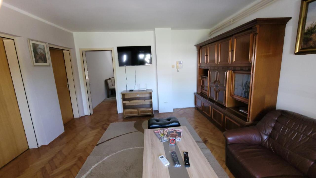 Apartman Progresso Valjevo Eksteriør billede